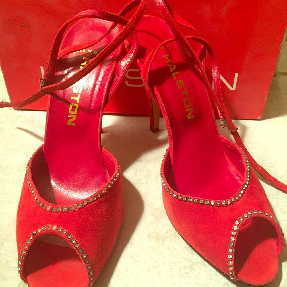 SIREN RED  SUEDE VINTAGE HALSTON heels❤️
